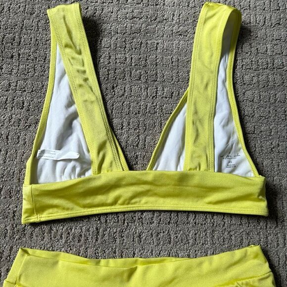 Urban Outfitters Out From Under Neon Tall Bikini set - Picture 9 of 16